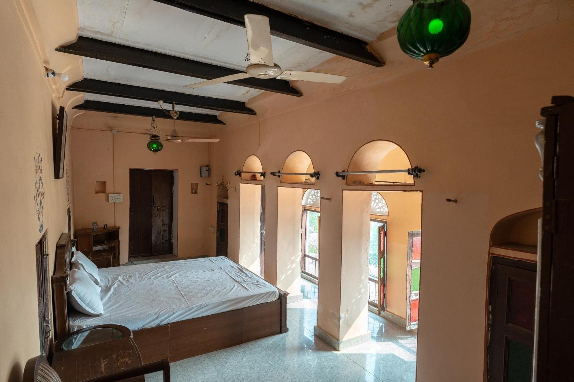 Fort Beejwar Chauhan By Aayams Neemrana Shahjahanpur Exterior foto